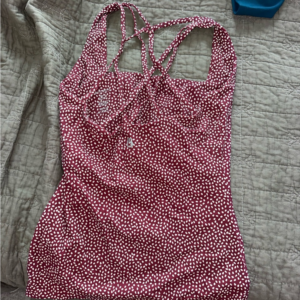 BuffBunny Revolution Tank - Picture 2 of 2